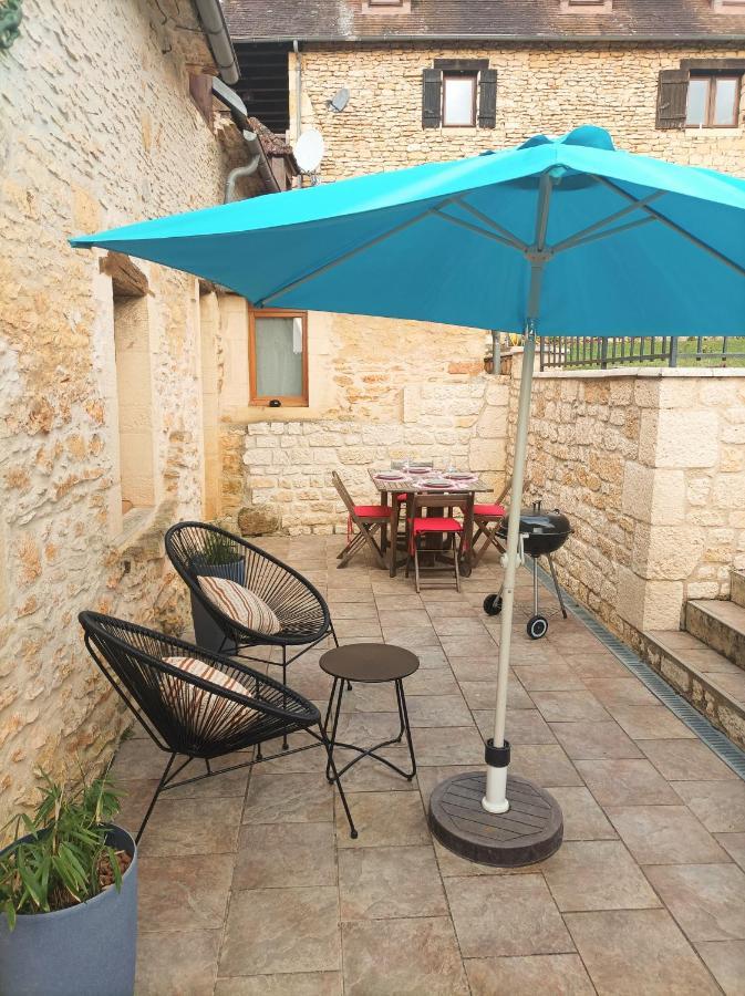 Salignac Eyvigues Le Clos De La Musardise - Gites De Charme Avec Piscine Chauffee מראה חיצוני תמונה